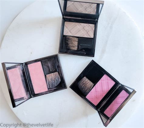 burberry light glow natural blush no 9